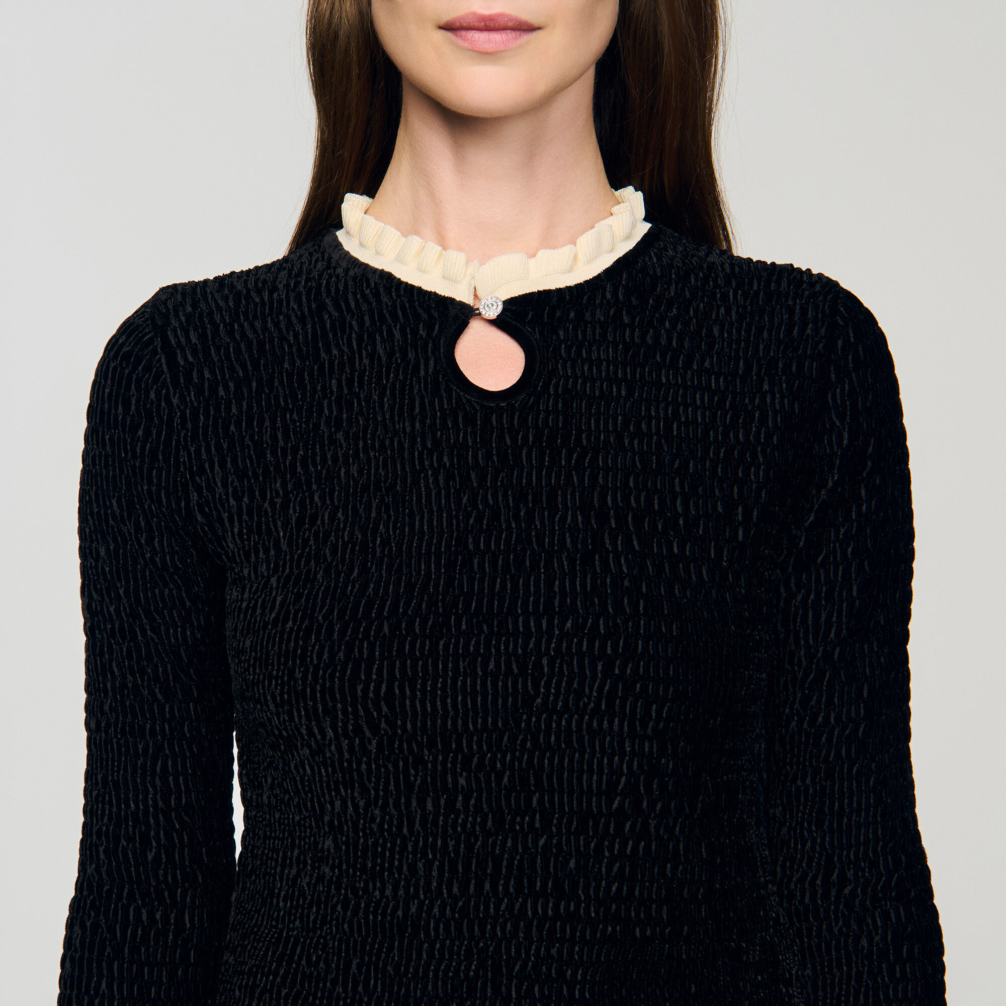 Smocked long-sleeved shirt