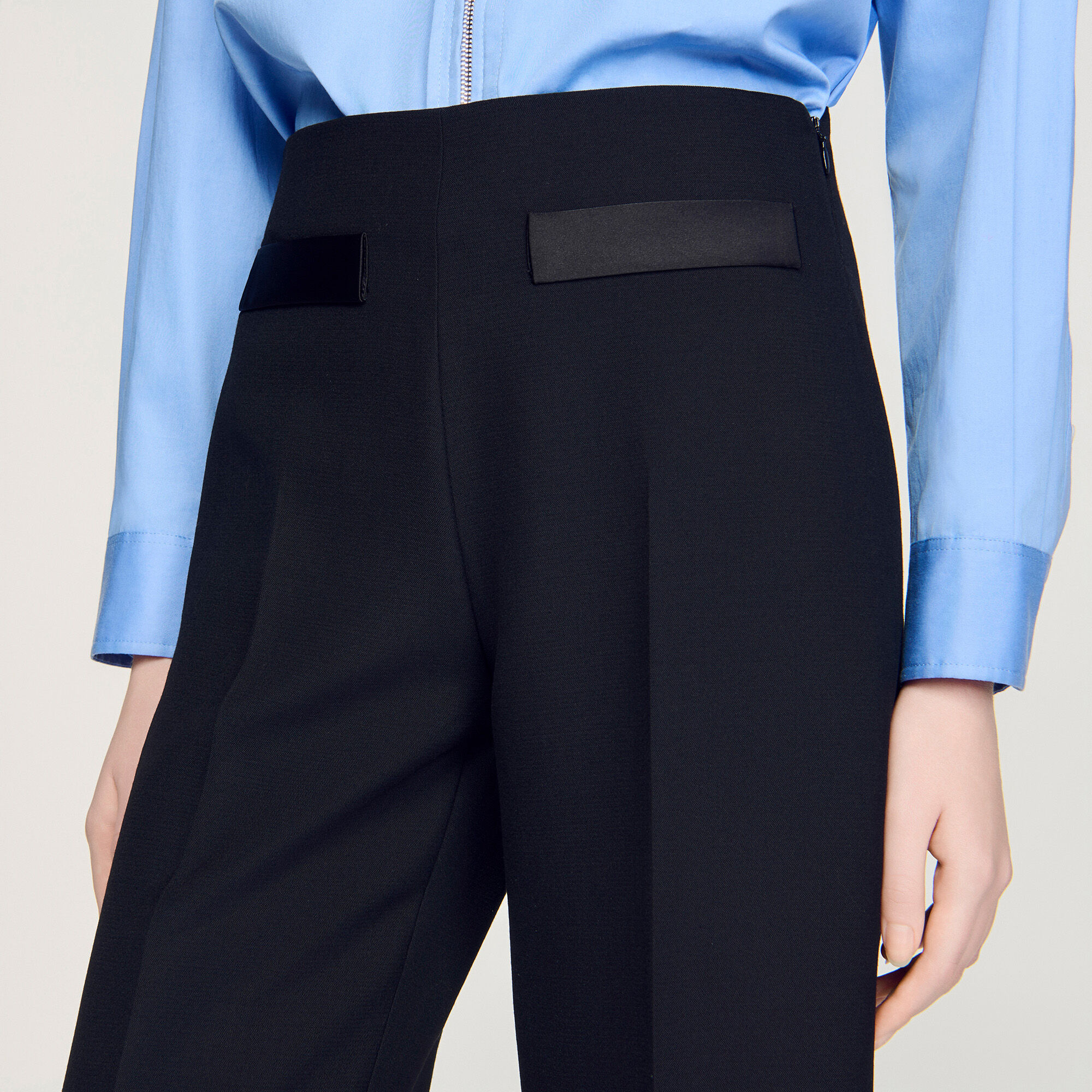 Pocket detail trousers