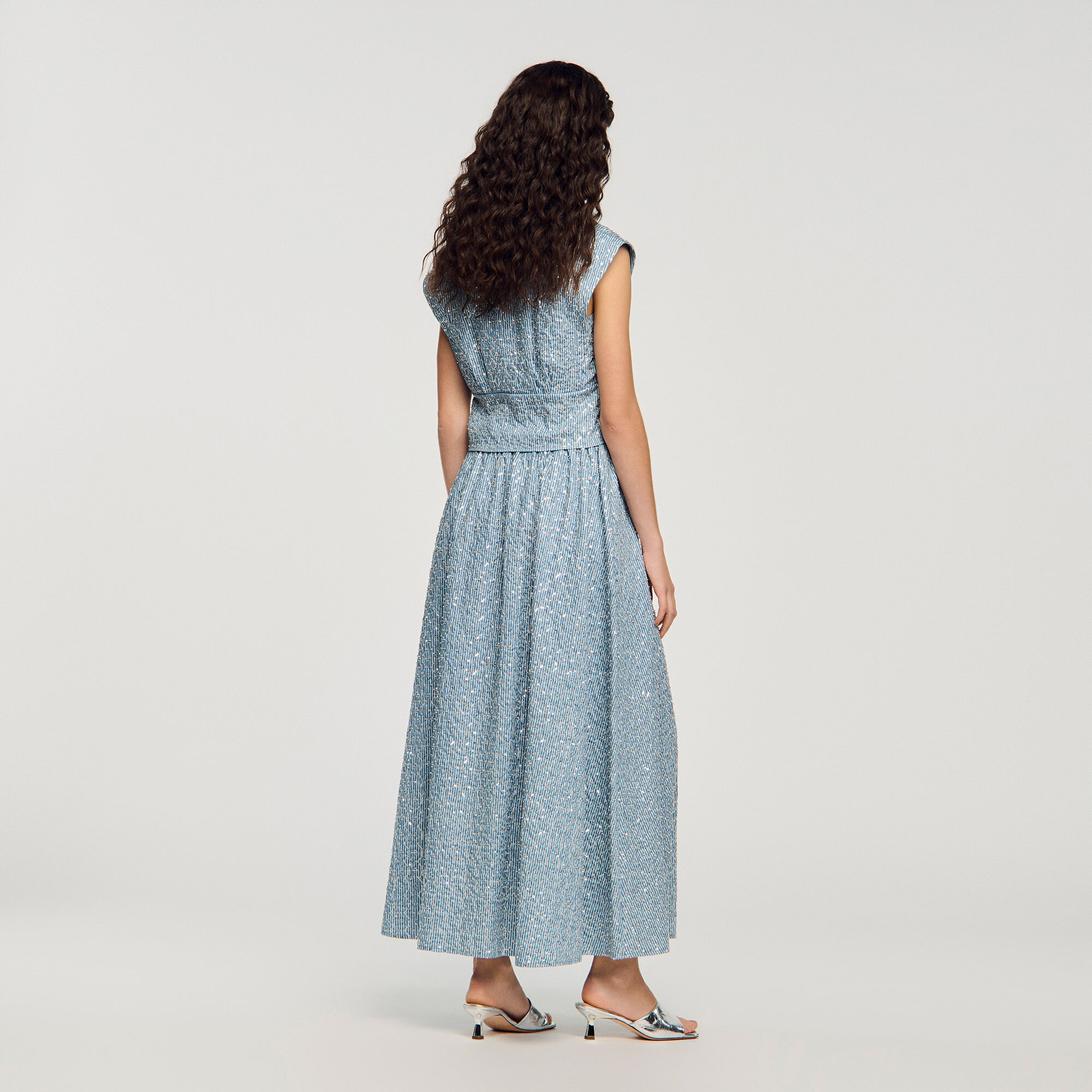 Maxi sequined skirt