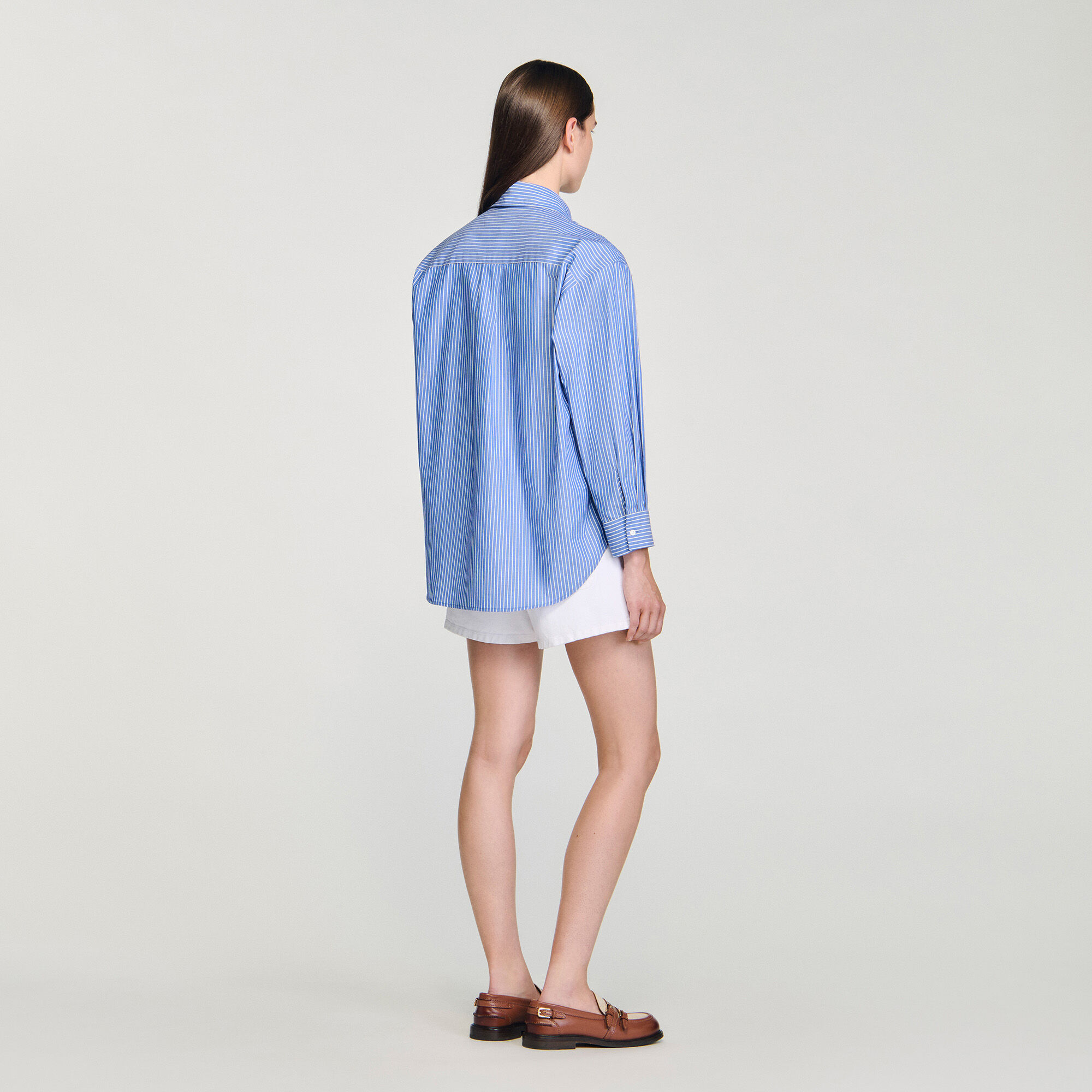 Oversized bow shirt