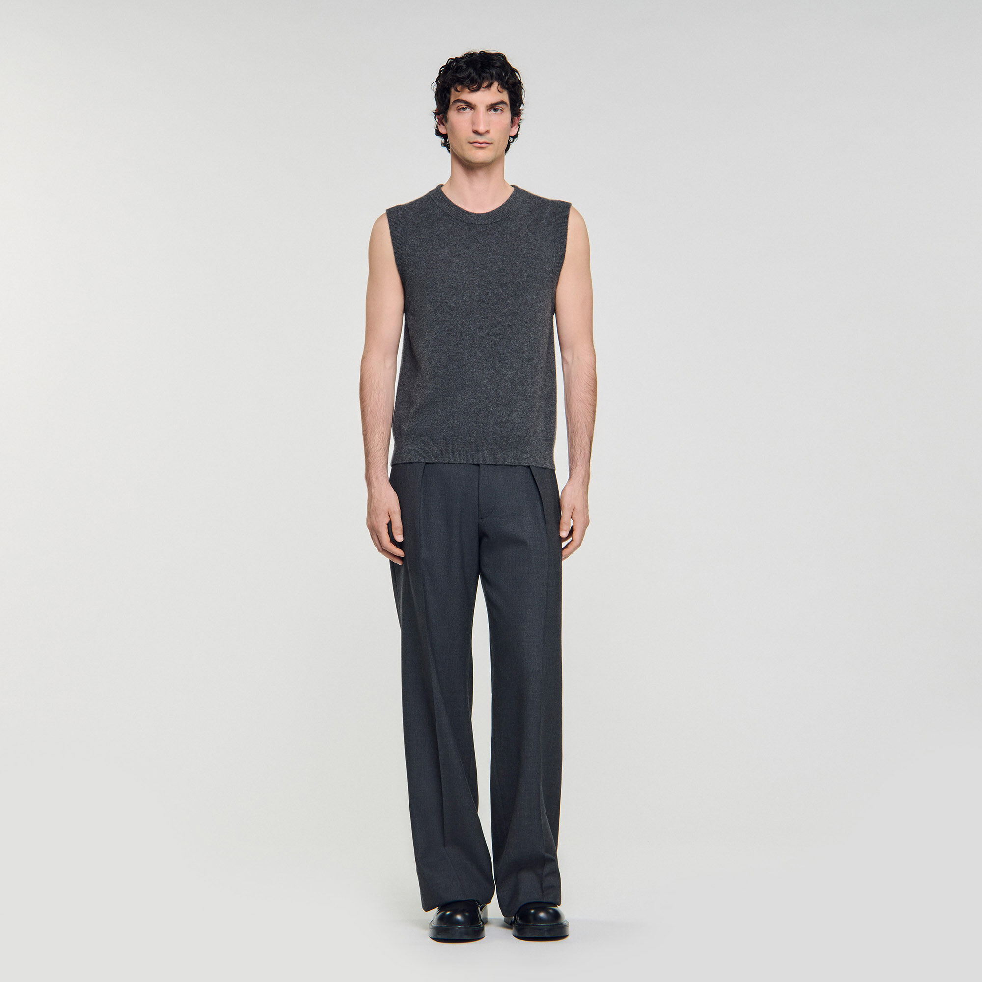 Cashmere sweater vest