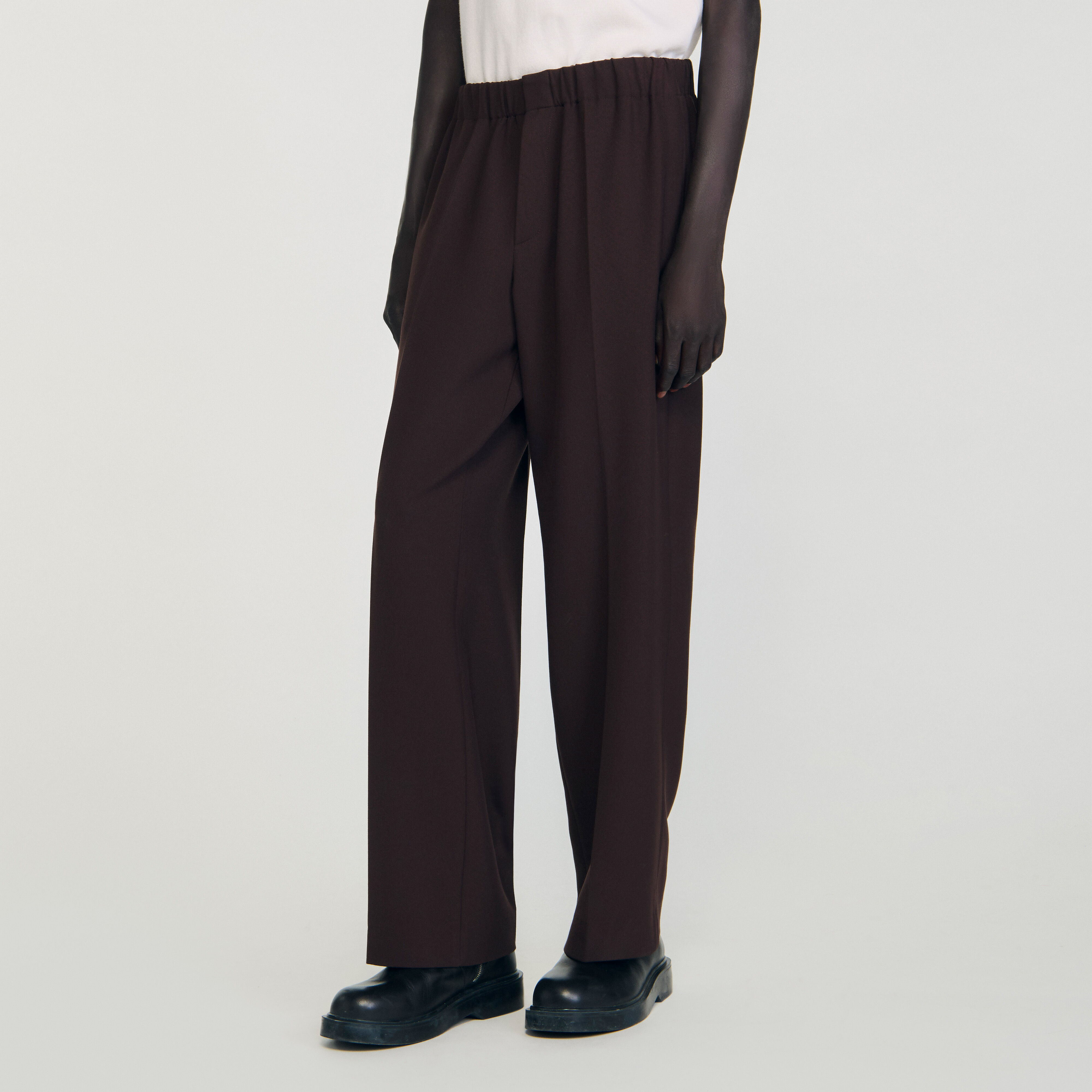 Wide-leg trousers