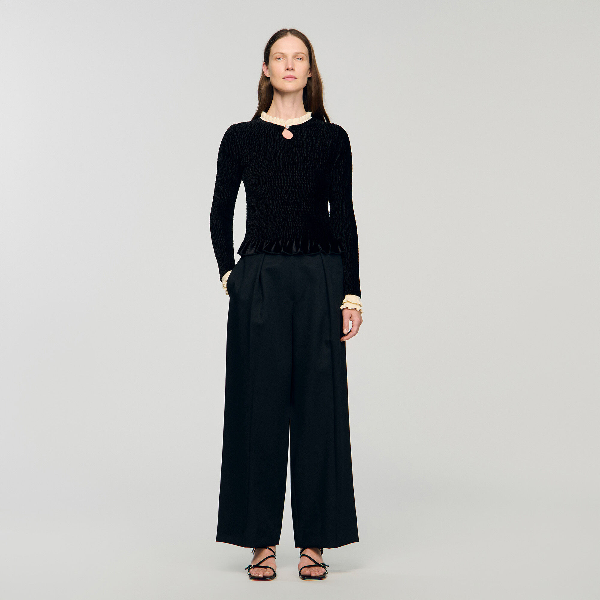 Smocked long-sleeved shirt