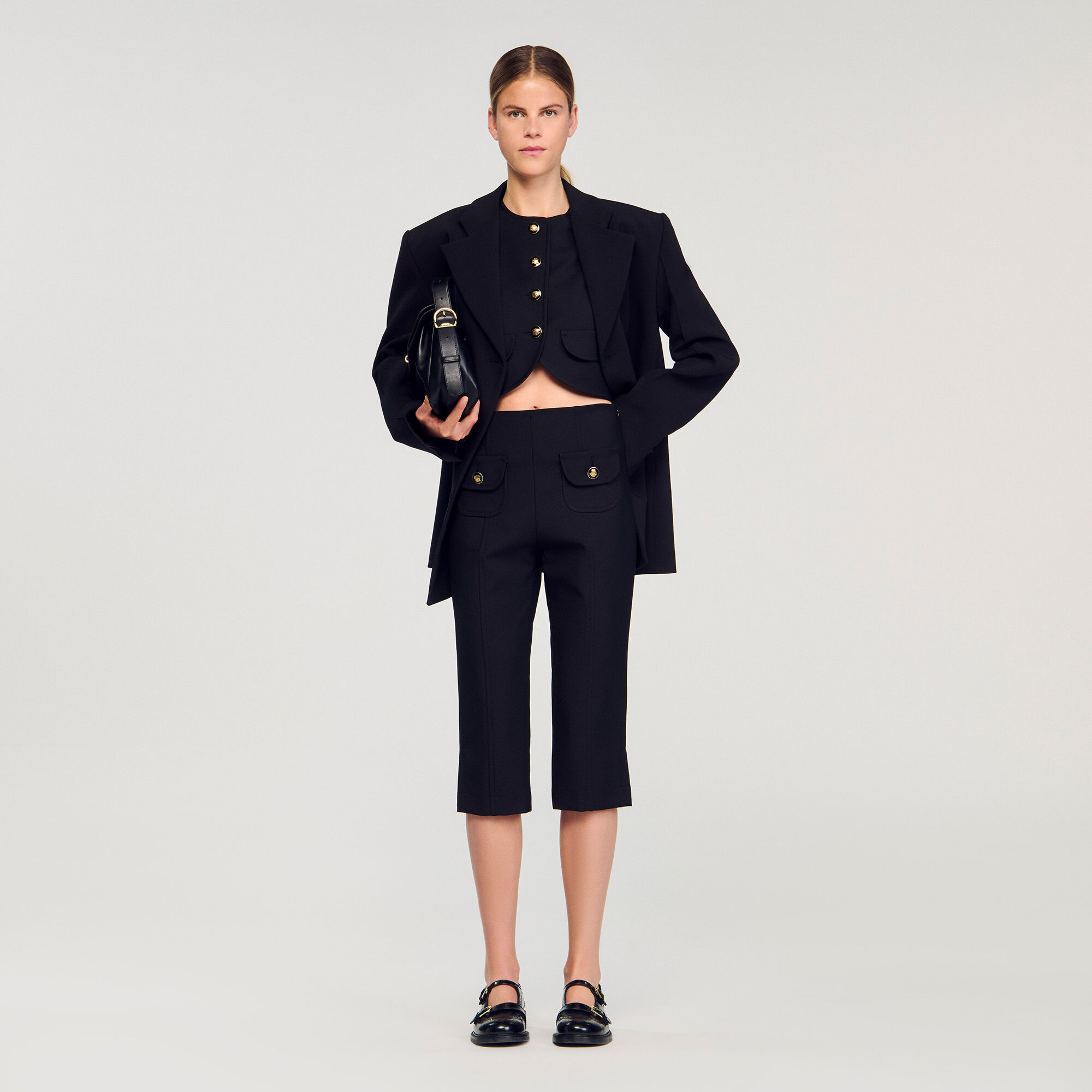 Decorative buttoned crop top