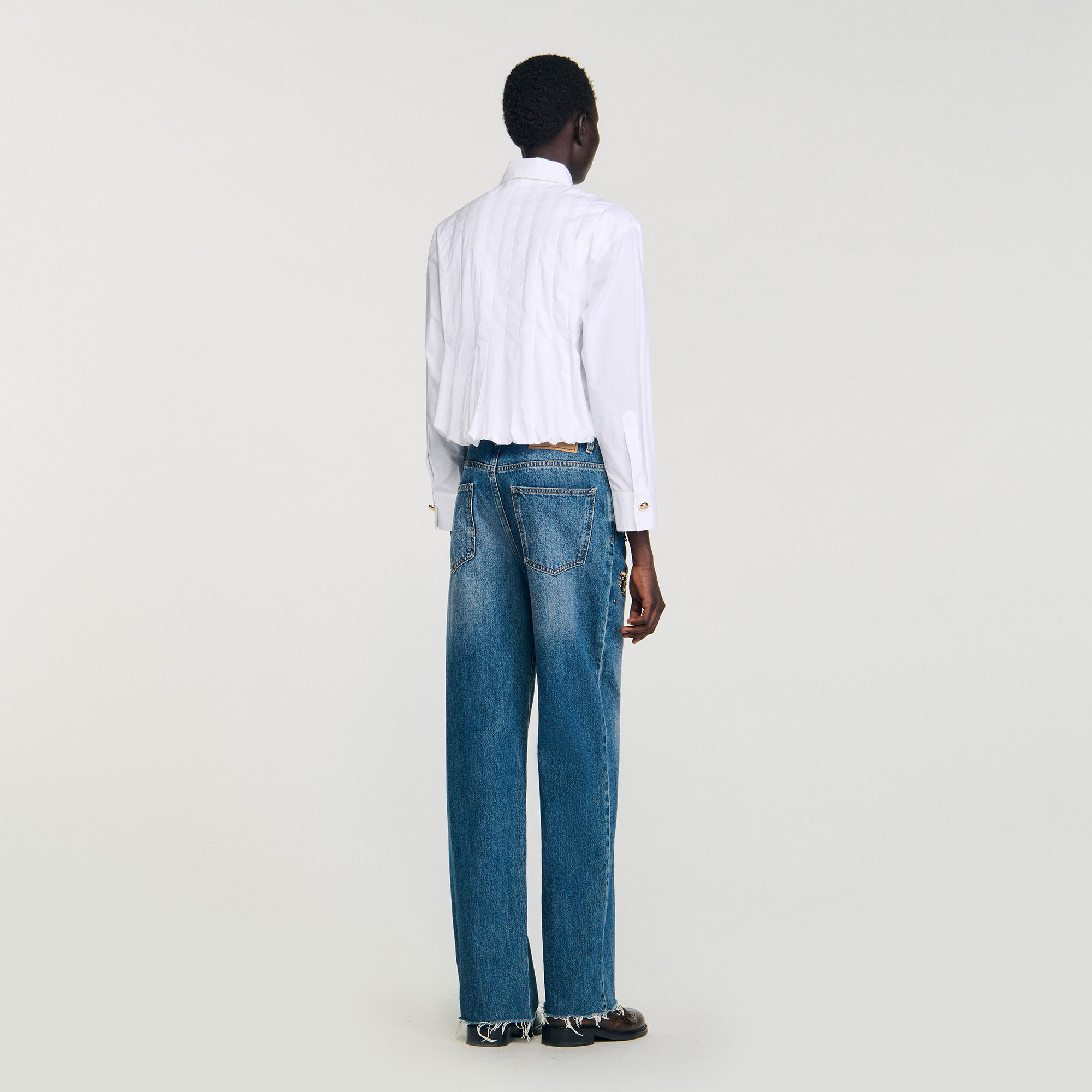 Pleated cropped shirt