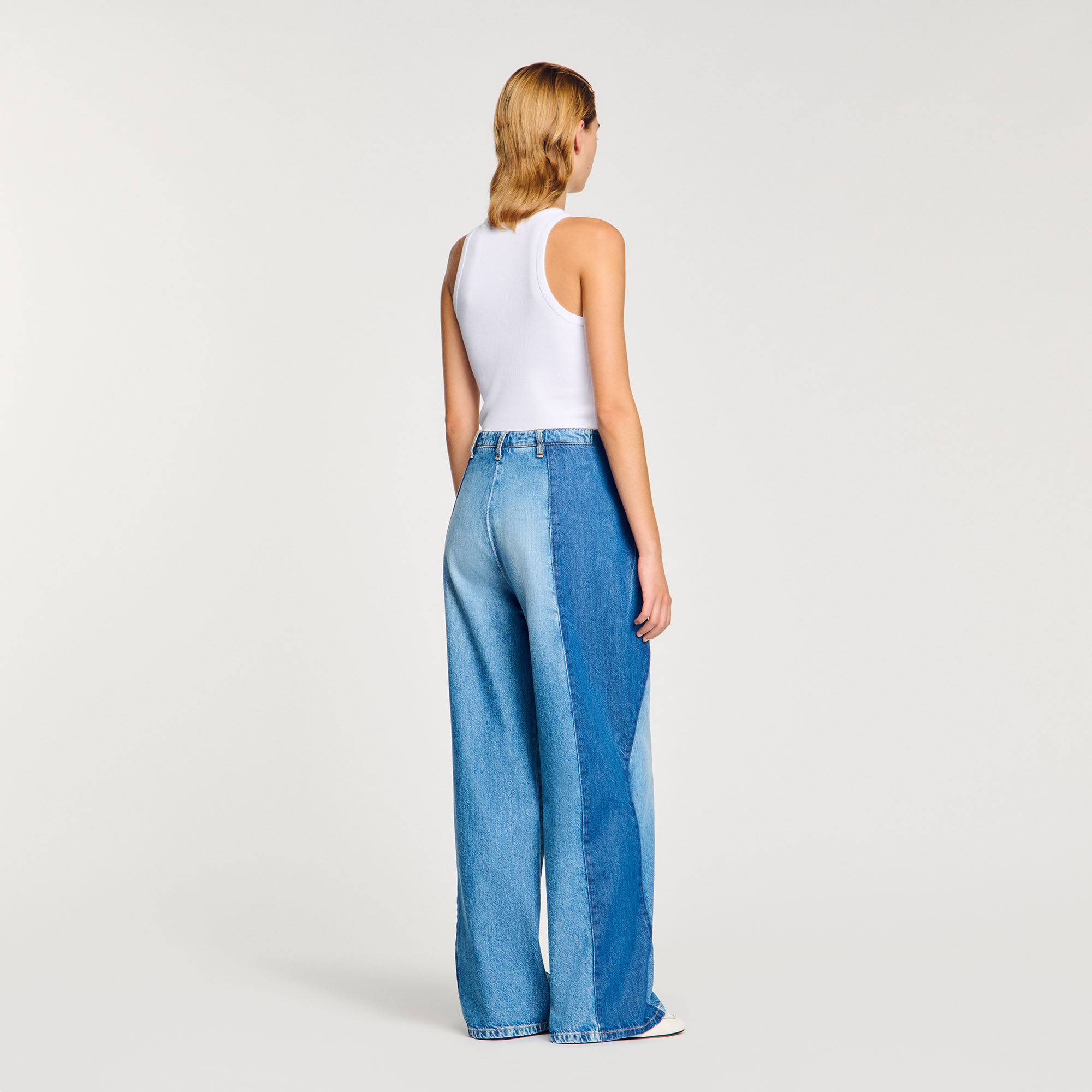 Jeans with contrasting panels