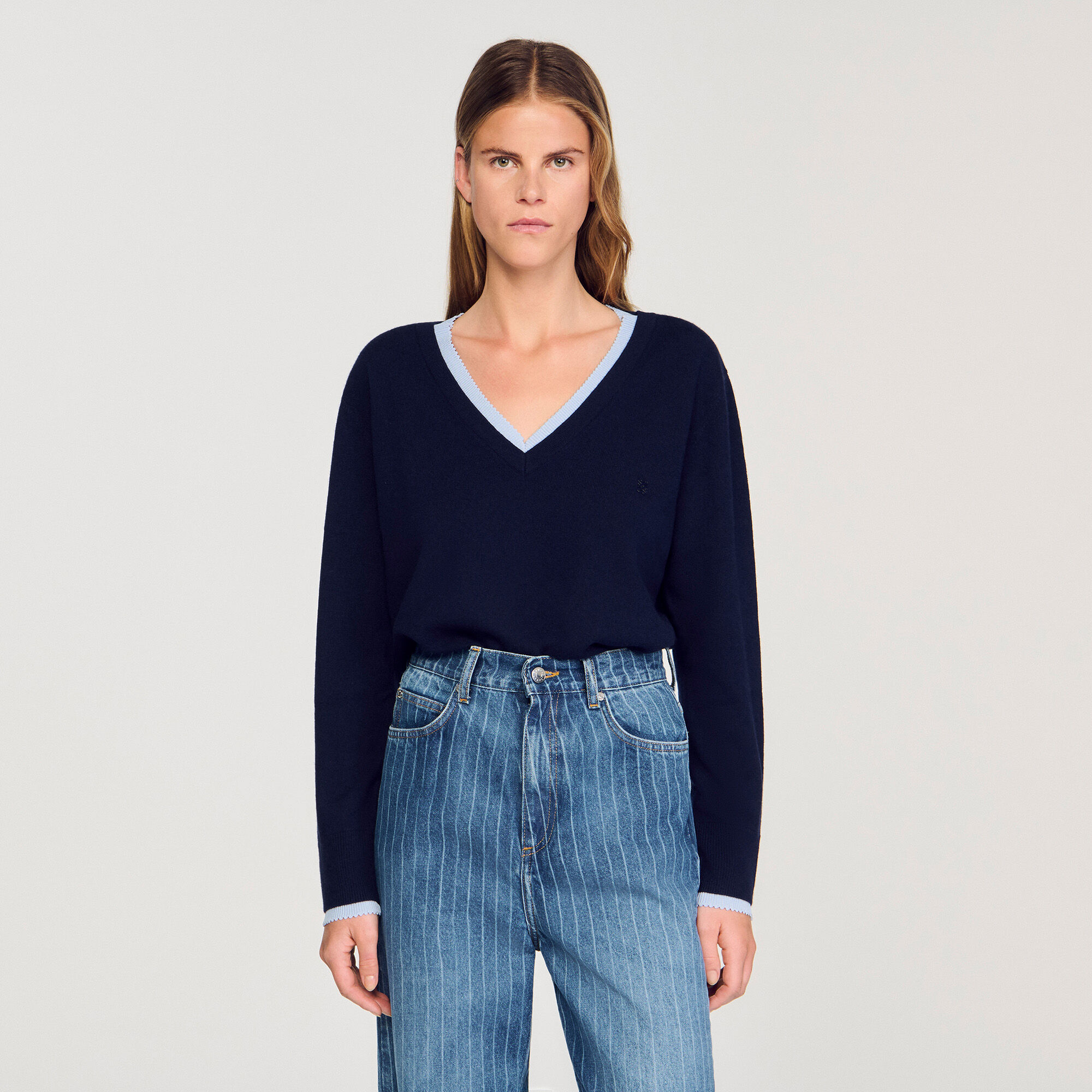 V-neck wool and cashmere sweater